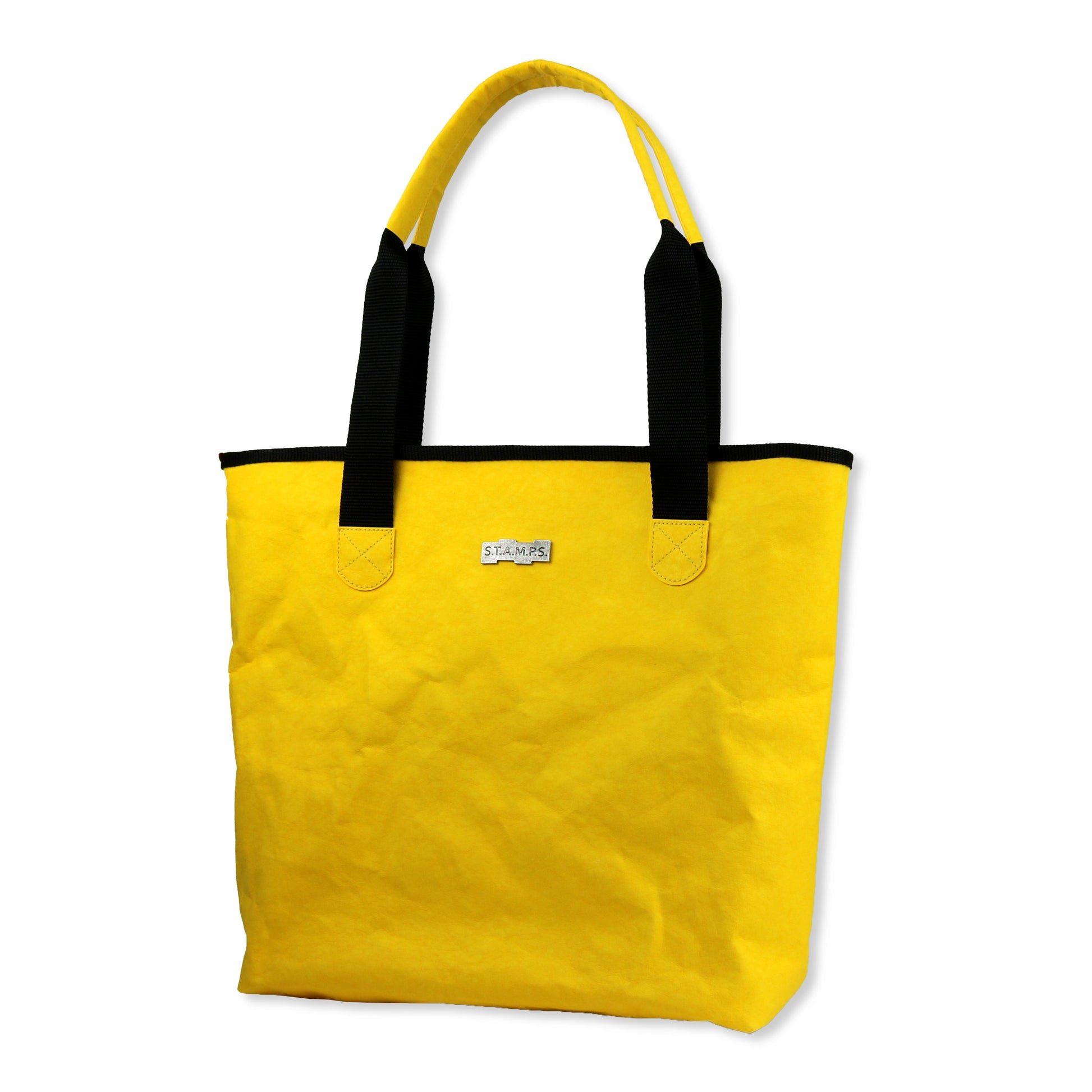 106402_1023_Lone_Taxi_Yellow_01qA2eWLbys52Td
